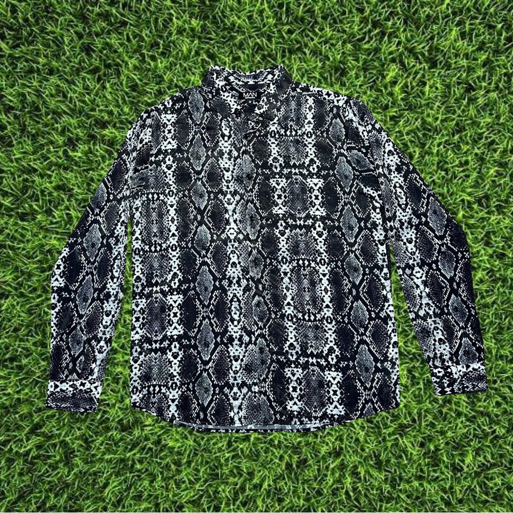 BOOHOO SATIN SNAKE PRINT SHIRT